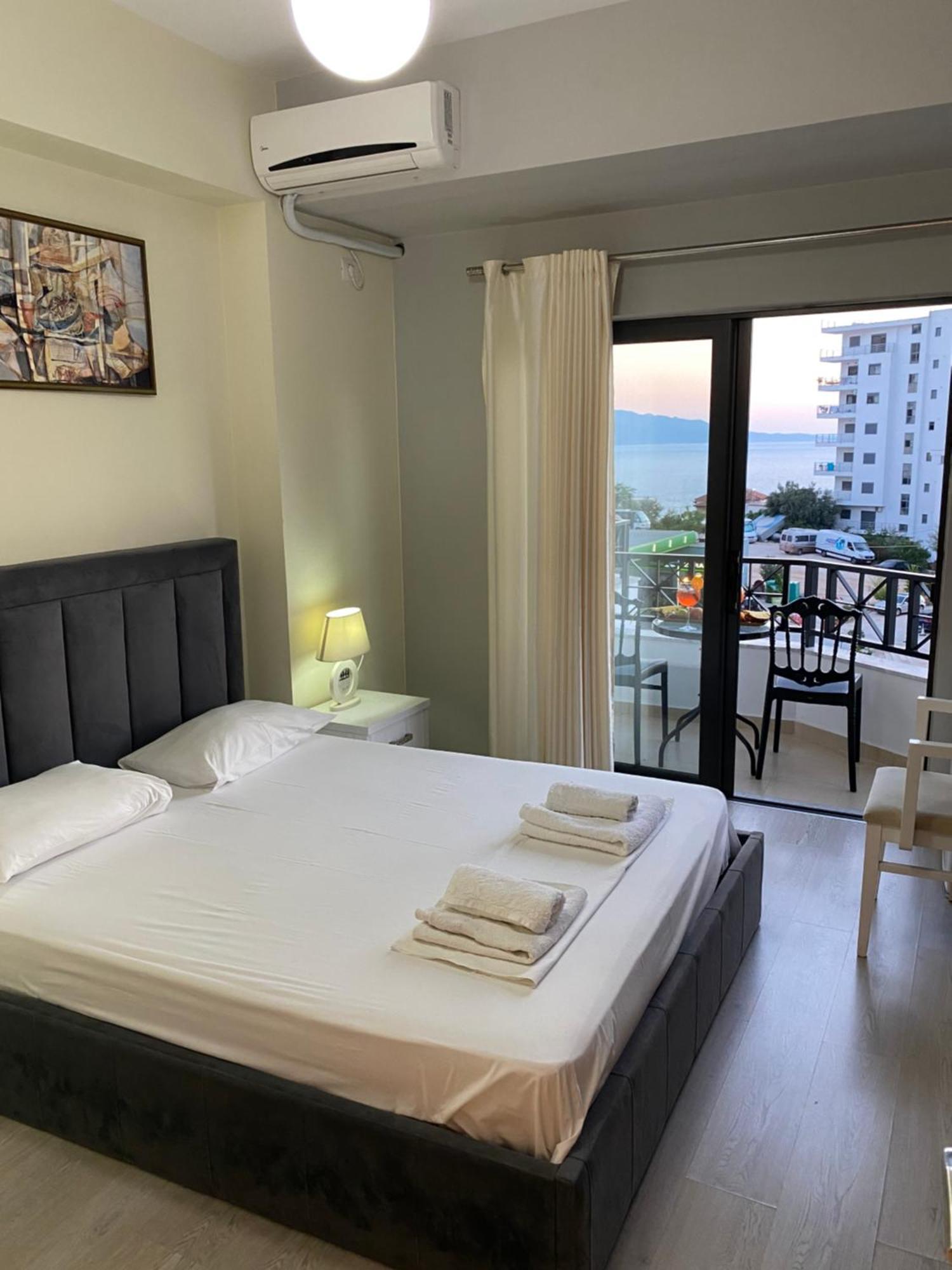 Prive City Hotel Sarandë Eksteriør bilde