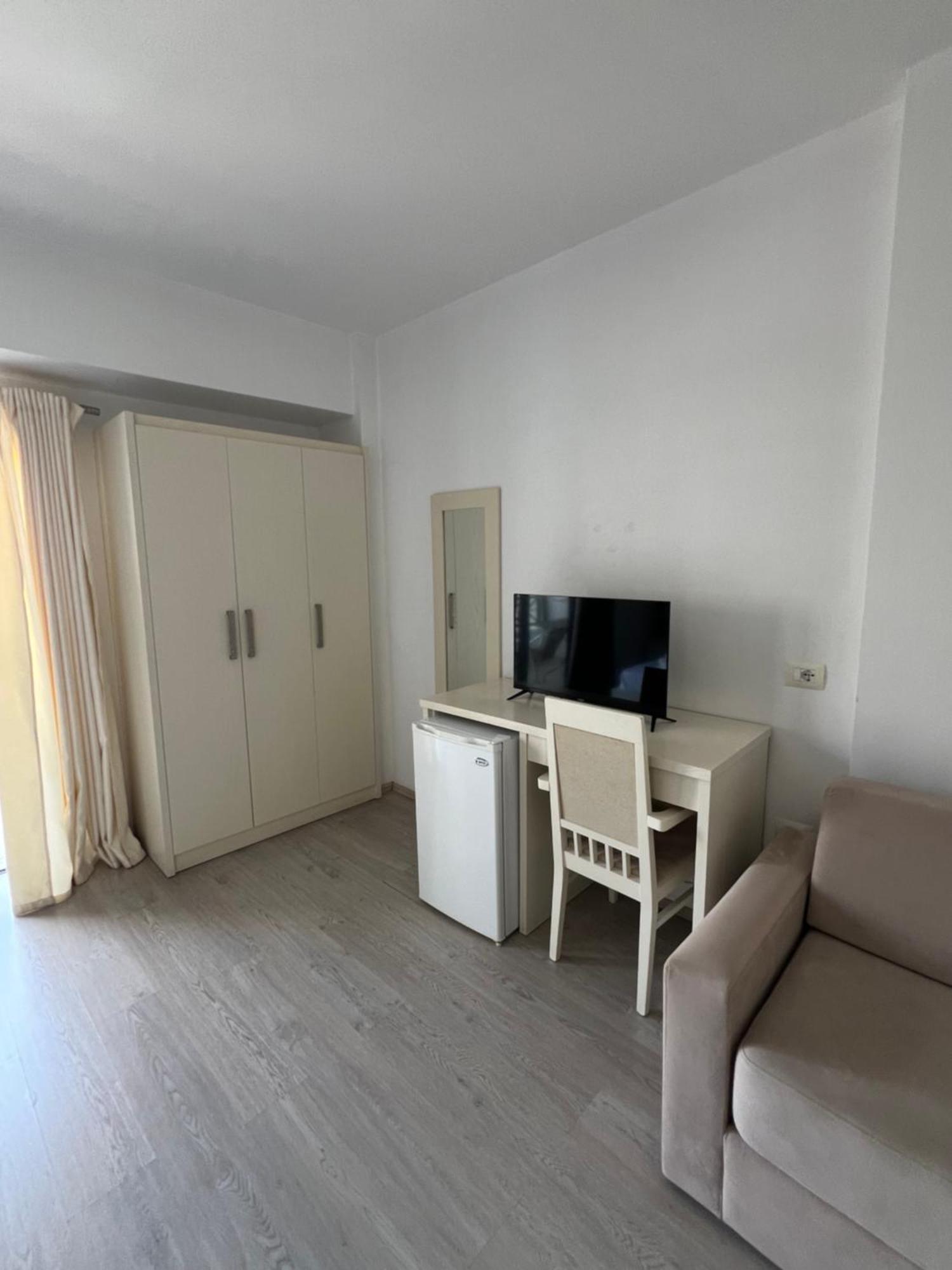 Prive City Hotel Sarandë Eksteriør bilde